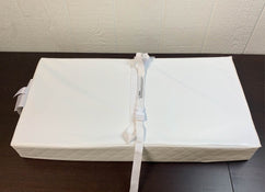 secondhand Summer Infant 4-Sided Changing Pad