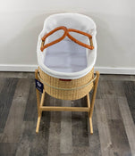 Shop Design Dua Natural Bilia Bassinet With Rocking Stand at GoodBuy Gear