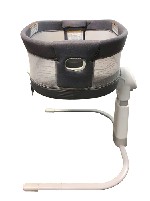 secondhand Graco DreamMore Bedside Bassinet Deluxe With Calming Motion