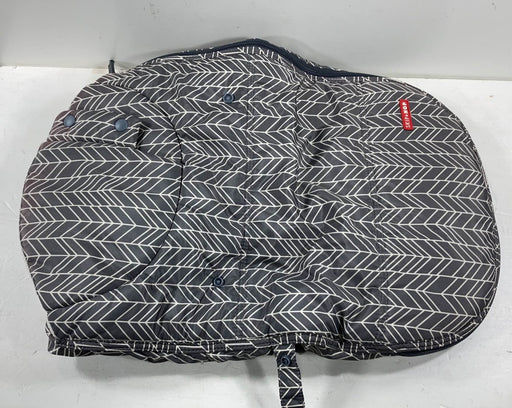 Shop Skip Hop Stroll And Go Car Seat Cover, Gray Feather at GoodBuy Gear