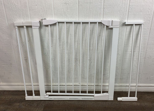 used Munchkin Easy Close Gate