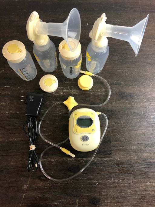 used Medela Freestyle Breast Pump, With Accessories