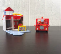 used Peppa Pig Firehouse Playset