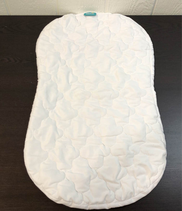 secondhand Biloban Bassinet Mattress Pad