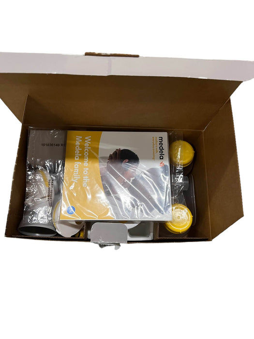 Shop Medela Pump In Style with MaxFlow at GoodBuy Gear