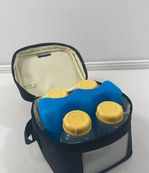 Shop Medela Breastmilk Cooler Set at GoodBuy Gear