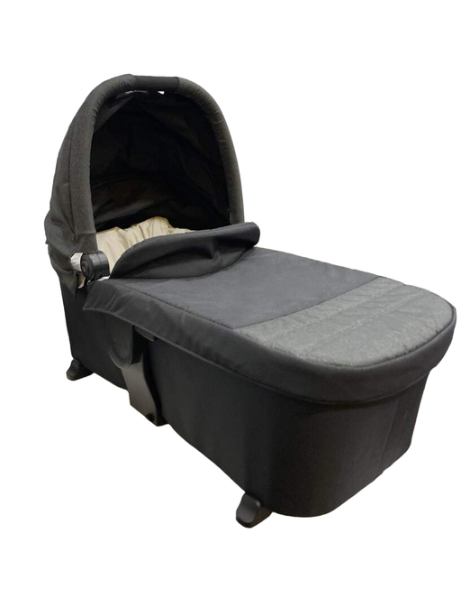 Shop Graco Modes Carry Cot, Black at GoodBuy Gear