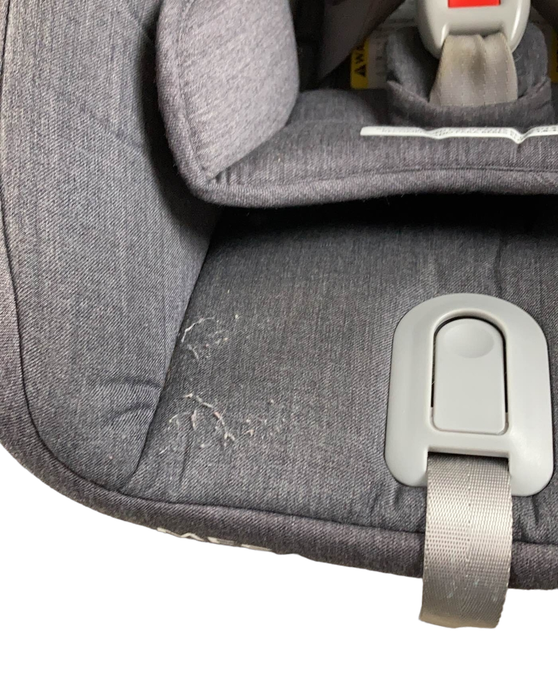 secondhand Carseat