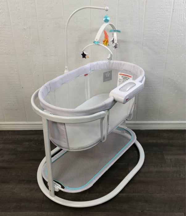 used Fisher Price Soothing Motions Bassinet