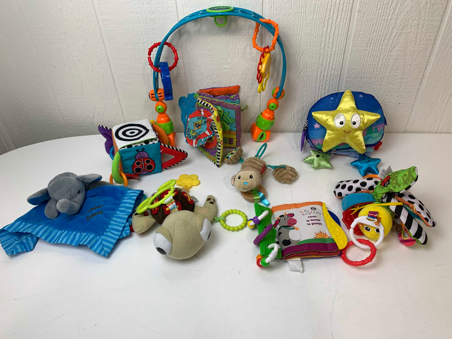 used BUNDLE Grasping Toys