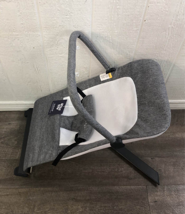 used Baby Delight Go With Me Alpine Deluxe Portable Bouncer