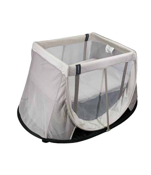 secondhand Aeromoov Instant Travel Playard, White Sand