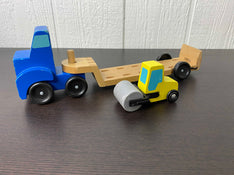 secondhand Melissa & Doug Low Loader Vehicle Play Set