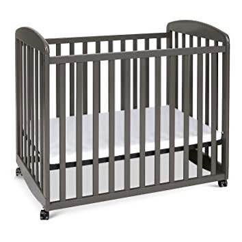 DaVinci Alpha Mini Rocking Crib