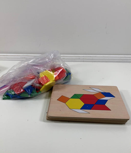 secondhand Melissa & Doug Pattern Blocks And Boards