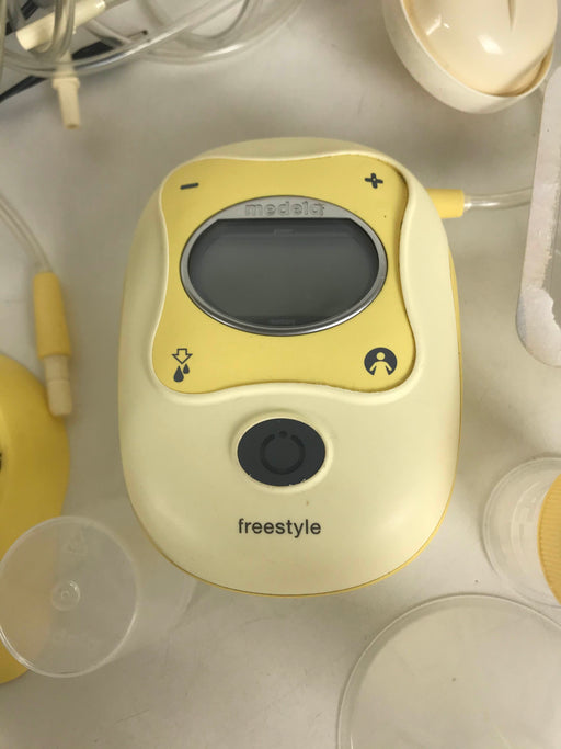secondhand Medela Freestyle Breast Pump