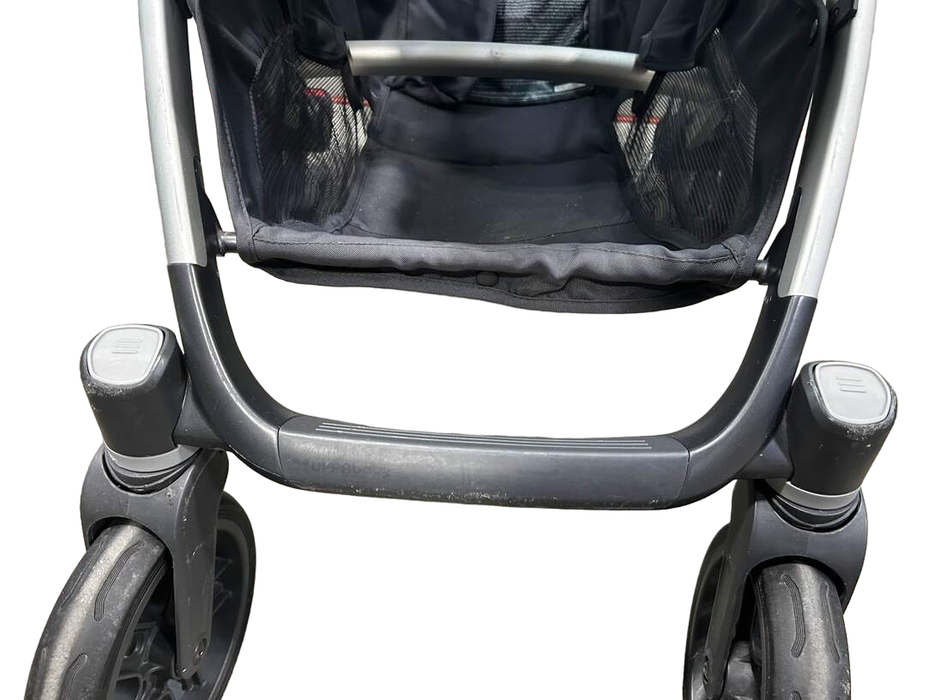 secondhand UPPAbaby Vista Stroller, Frame And Bassinet Only, 2018