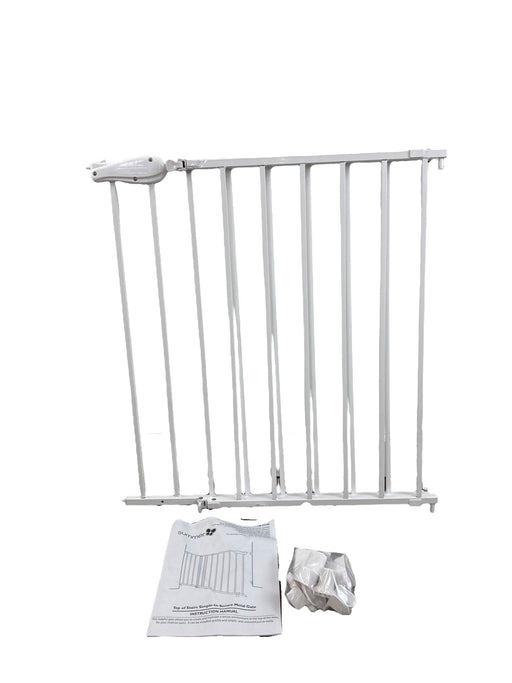 used Summer Infant Top of Stairs Simple to Secure Metal Baby Gate