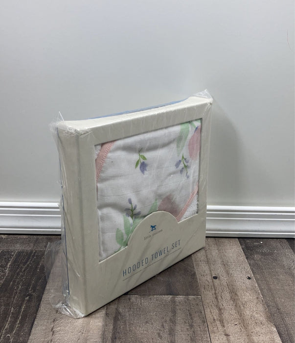 Shop Little Unicorn Hooded Towel Set, Pink Peony at GoodBuy Gear