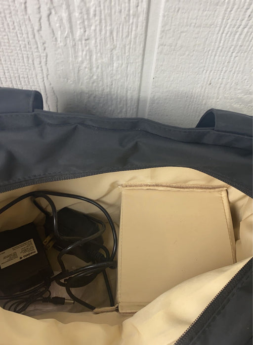 secondhand Medela Pump In Style Advanced Breast Pump with Metro Bag