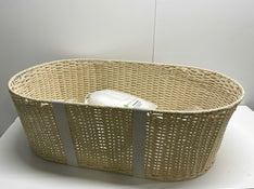 used Design Dua Natural Bilia Bassinet, With Bedding