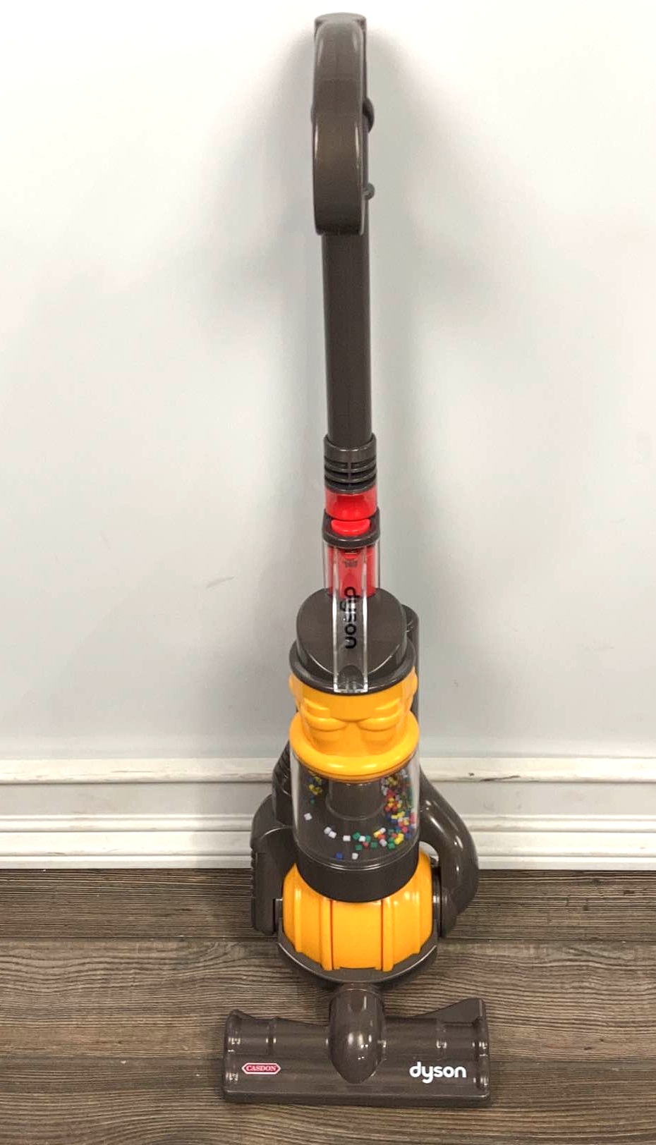 Casdon Dyson Pretend Ball Vacuum
