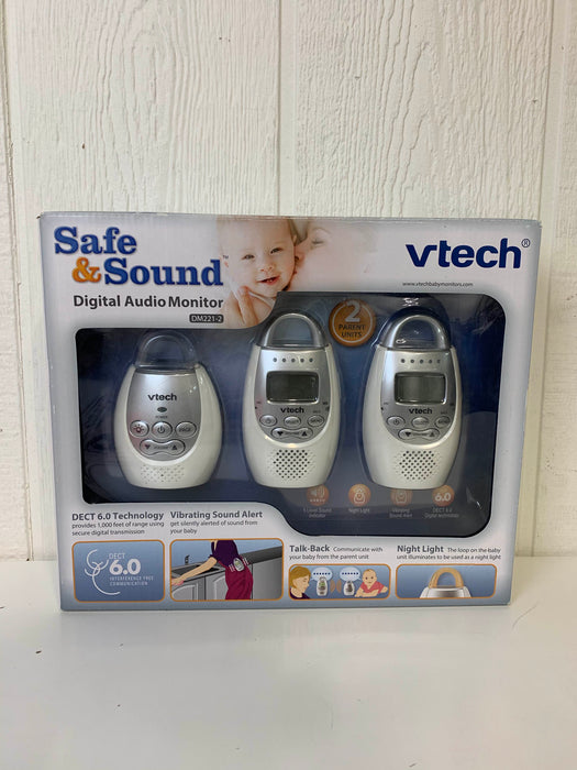 used VTech Safe Digital Audio Baby Monitor With 2 Parent Units, DM223-2