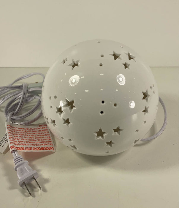 secondhand Pillowfort Starry Globe Nightlight