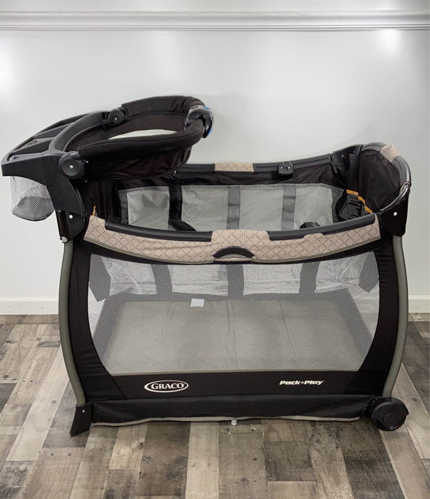 Shop Graco Pack 'n Play Playard with Infant Bassinet & Changer at GoodBuy Gear