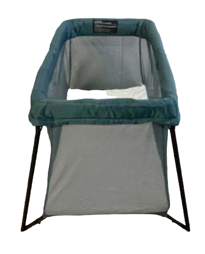 secondhand BabyBjorn Travel Crib Light, Dark Green