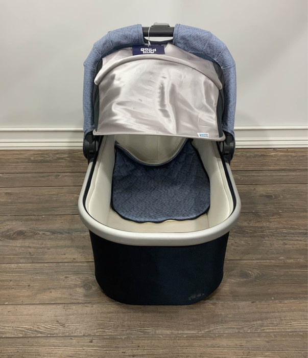 used UPPAbaby V2 Bassinet, Finn (Deep Sea)