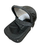 secondhand Britax B-Ready Bassinet