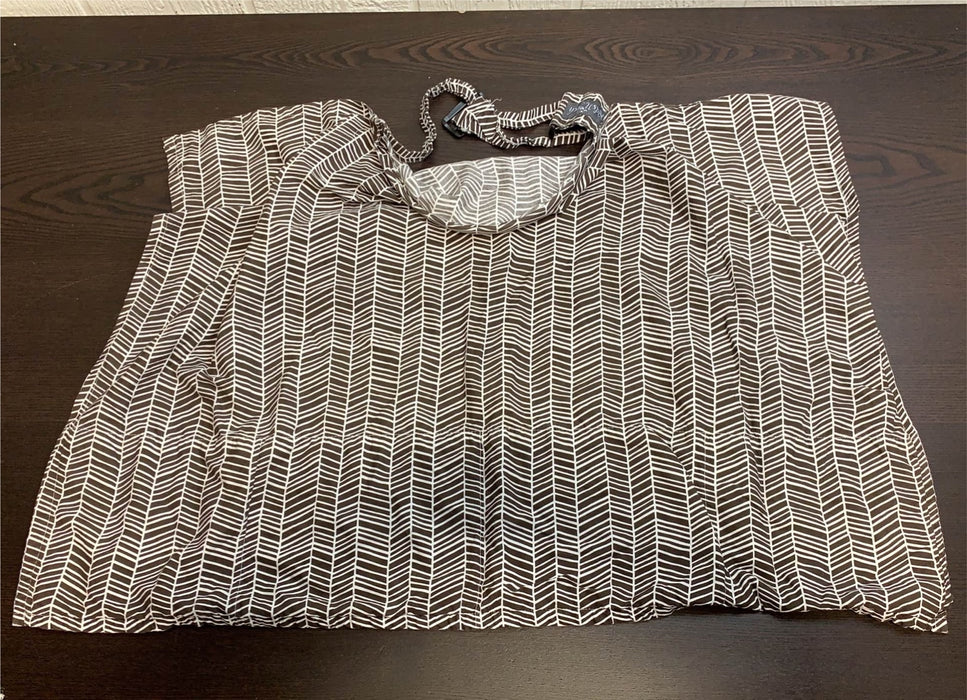 Shop Kids N’ Such Nursing Cover With Sewn In Burp Cloth, Black and White at GoodBuy Gear