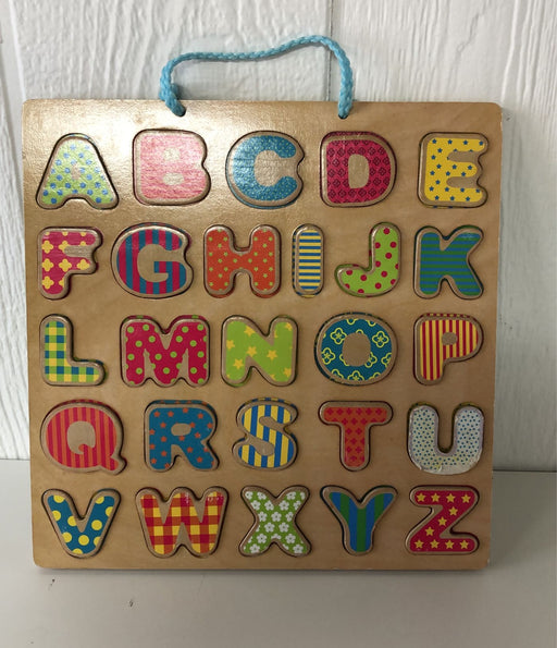 used Innovative Kids ABC Magnetic Puzzle & Play Board