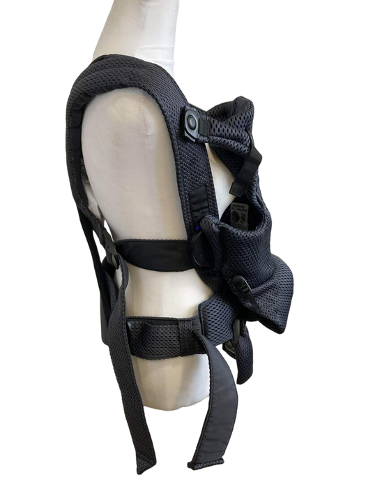 Shop BabyBjorn Baby Carrier Free, Anthracite 3D Mesh at GoodBuy Gear