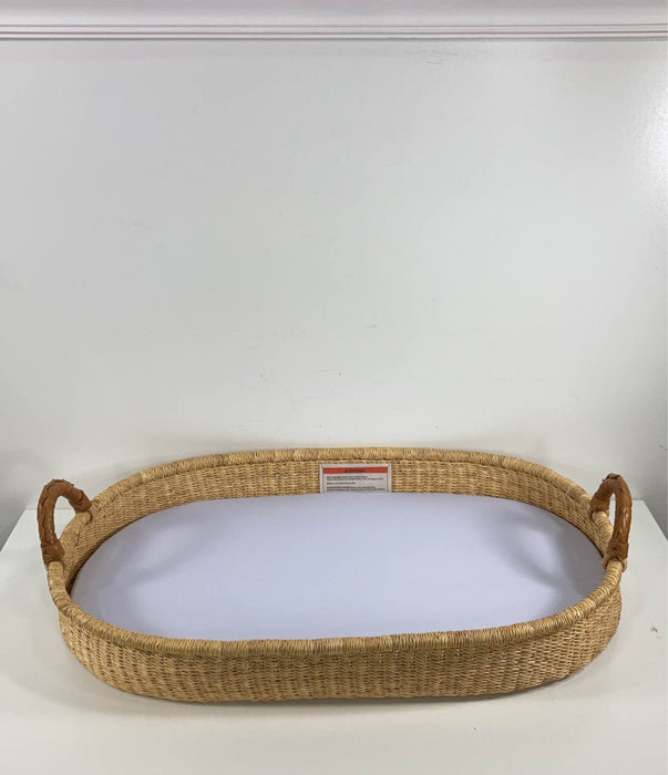 secondhand Design Dua Handwoven Changing Basket And Liner