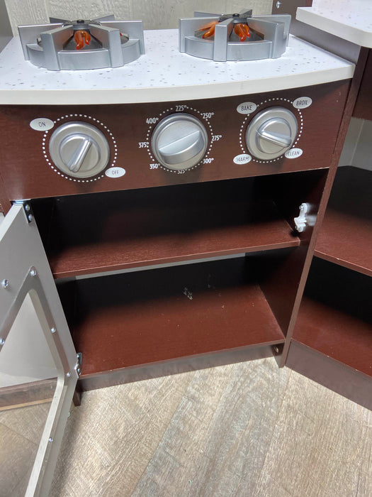 KidKraft Ultimate Corner Kitchen