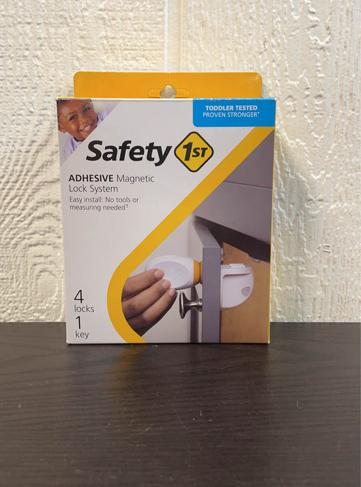 used Safety 1st Magnetic Locking System