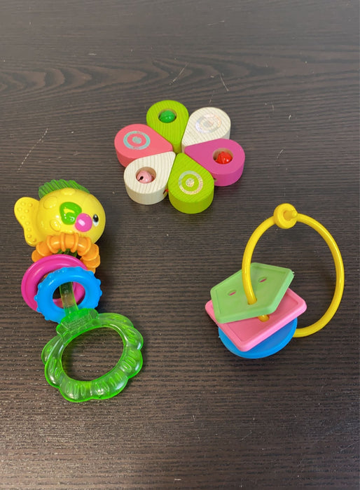 secondhand BUNDLE Grasping Toys