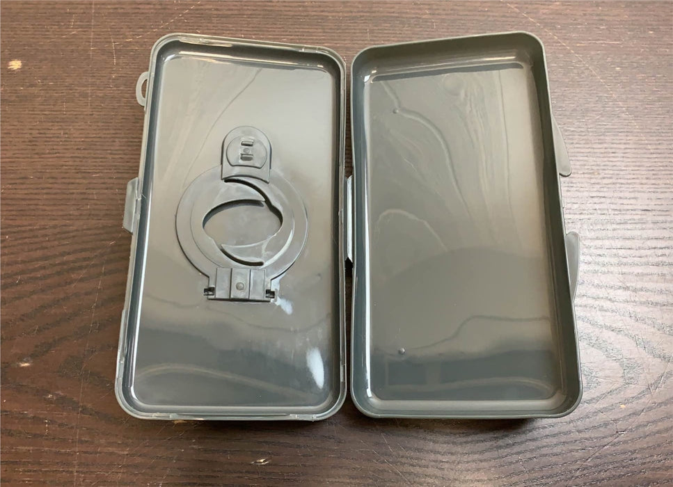 secondhand Eddie Bauer Travel Wipe Case