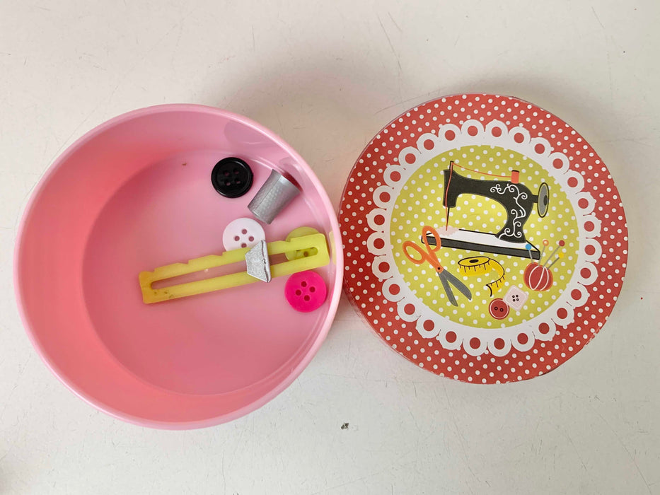 secondhand Our Generation It Seams Perfect Sewing Set