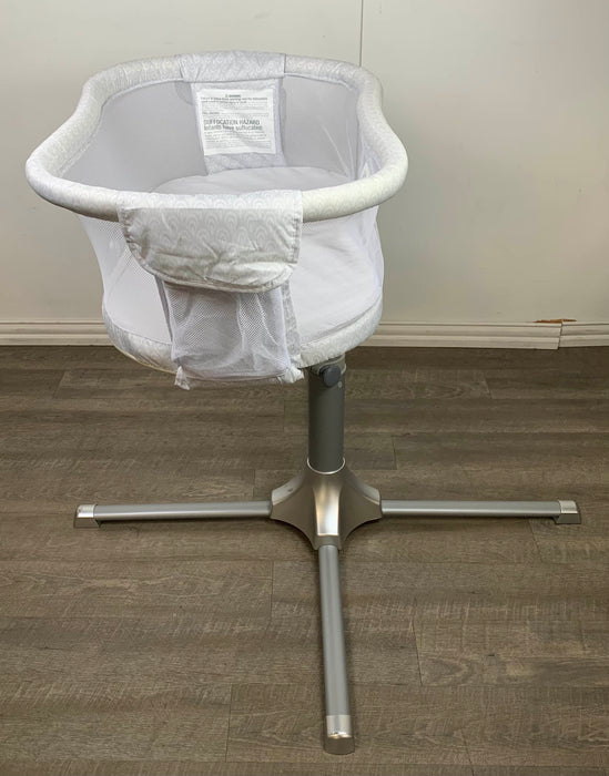 used Halo BassiNest Swivel Sleeper- Premiere Series