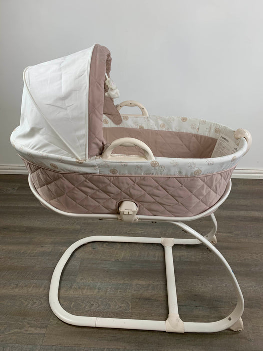 secondhand Delta Children Deluxe Moses Bassinet