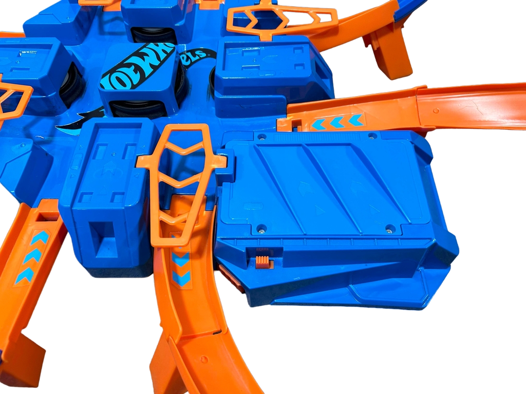 Hot Wheels Criss Cross Crash Track Set Hot wheels criss cross crash track set