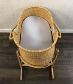Design Dua Natural Bilia Bassinet With Rocking Stand