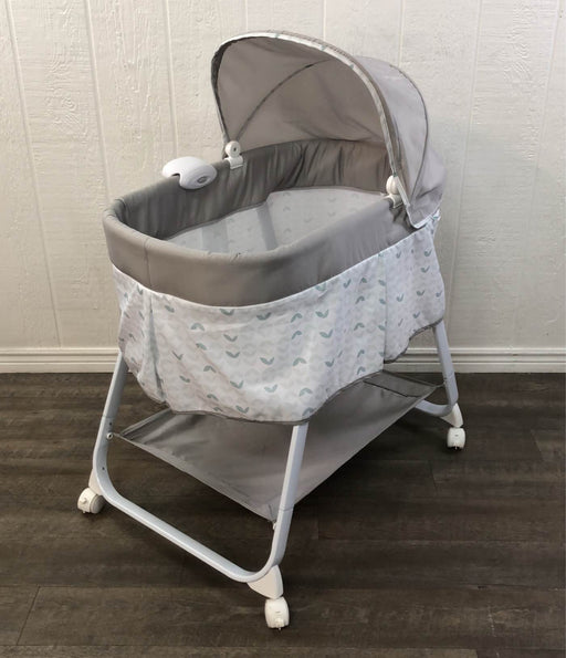 used Ingenuity Ity Snuggity Snug Portable Baby Bedside Bassinet with Soothing Vibrations