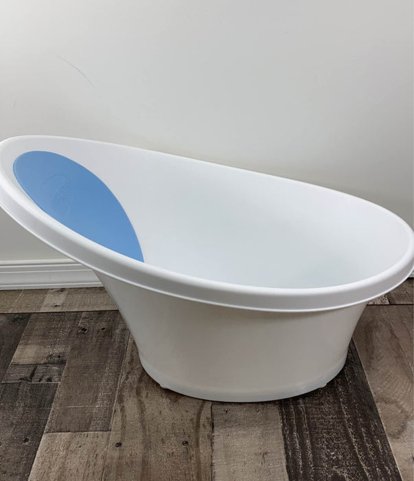 Shop Beaba Shnuggle Baby Bath, White/Blue at GoodBuy Gear