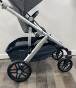 UPPAbaby VISTA V2 Stroller, 2020, Jordan (Charcoal Melange)