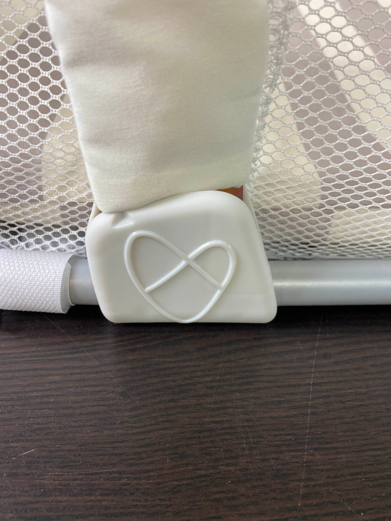 Summer Infant SwaddleMe By Your Bed Sleeper