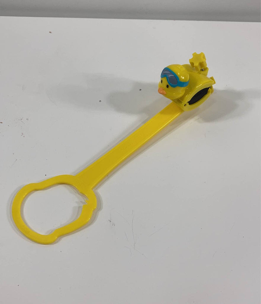 Aqueduck Handle Extender